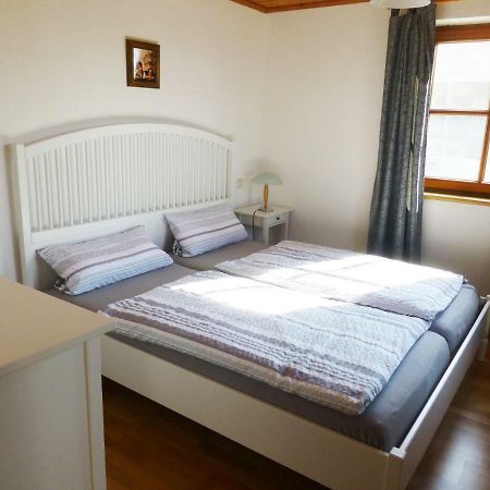 Ferienwohnung Boesch Taching am See Ngoại thất bức ảnh